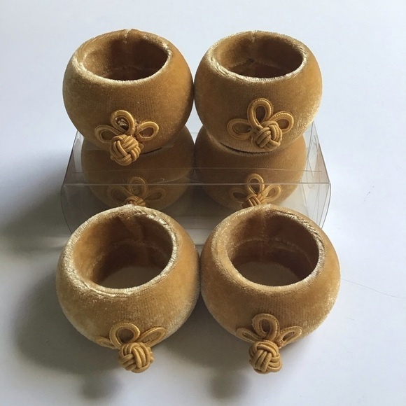 Better Homes & Gardens SET OF 6 Tan Gold Velvet Asian Knot Round Napkin Rings - Picture 2 of 11